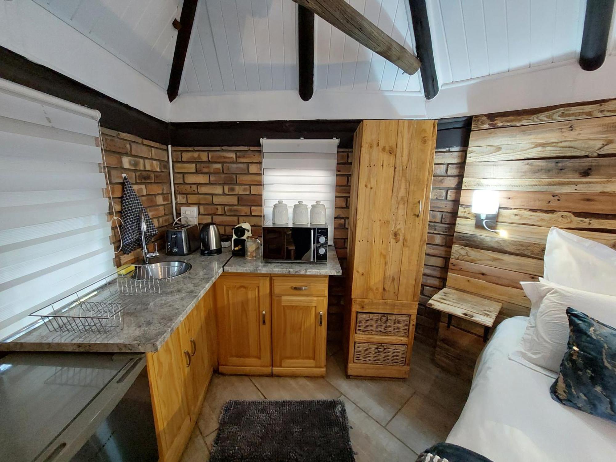 The Spare Room Cottage - Cosy And Private Μπλουμφοντέιν Εξωτερικό φωτογραφία